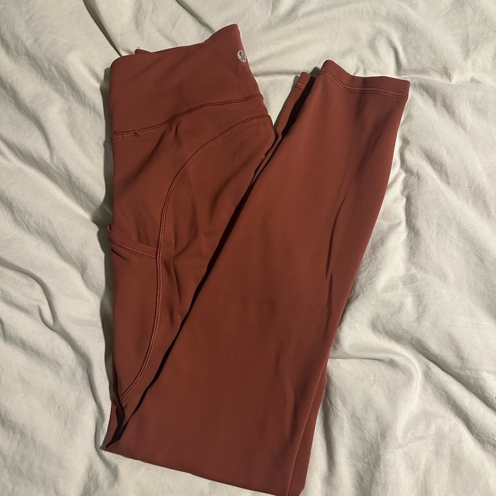 Pink Mauve lululemon leggings. Good condition. Very little pilling.
